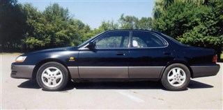 Lexus Es 300 седан 1991 г.