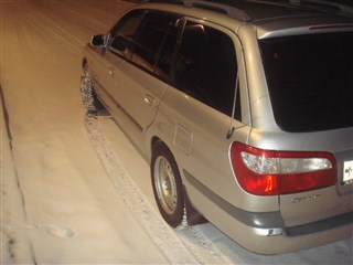 Mazda Capella универсал 2000 г.