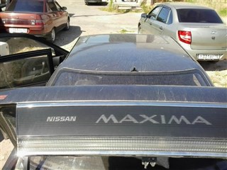 Nissan Maxima седан 1992 г.