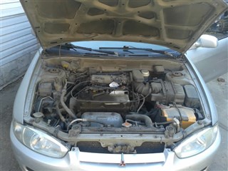 Mitsubishi Colt хэтчбек 3 дв. 2001 г.