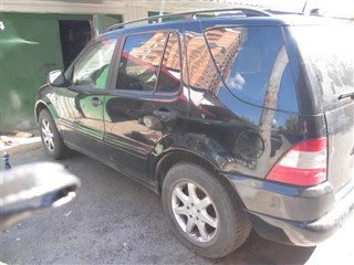 Mercedes-Benz Ml-Klasse Ml 430 внедорожник 5дв. 2000 г.