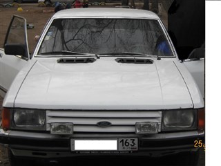 Ford Granada седан 1984 г.